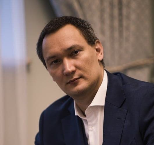 Глеб Мельников